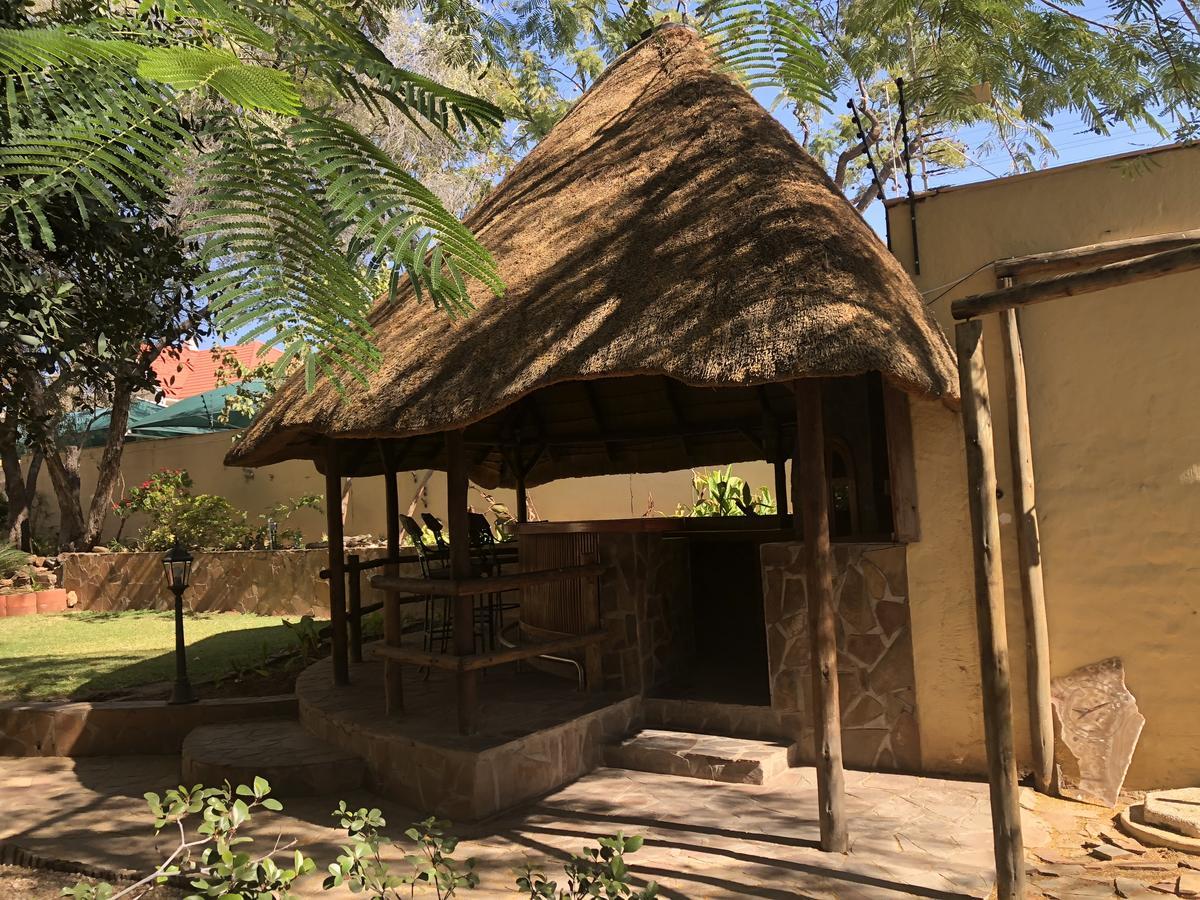 Hotel Pension Steiner Windhoek Exterior photo