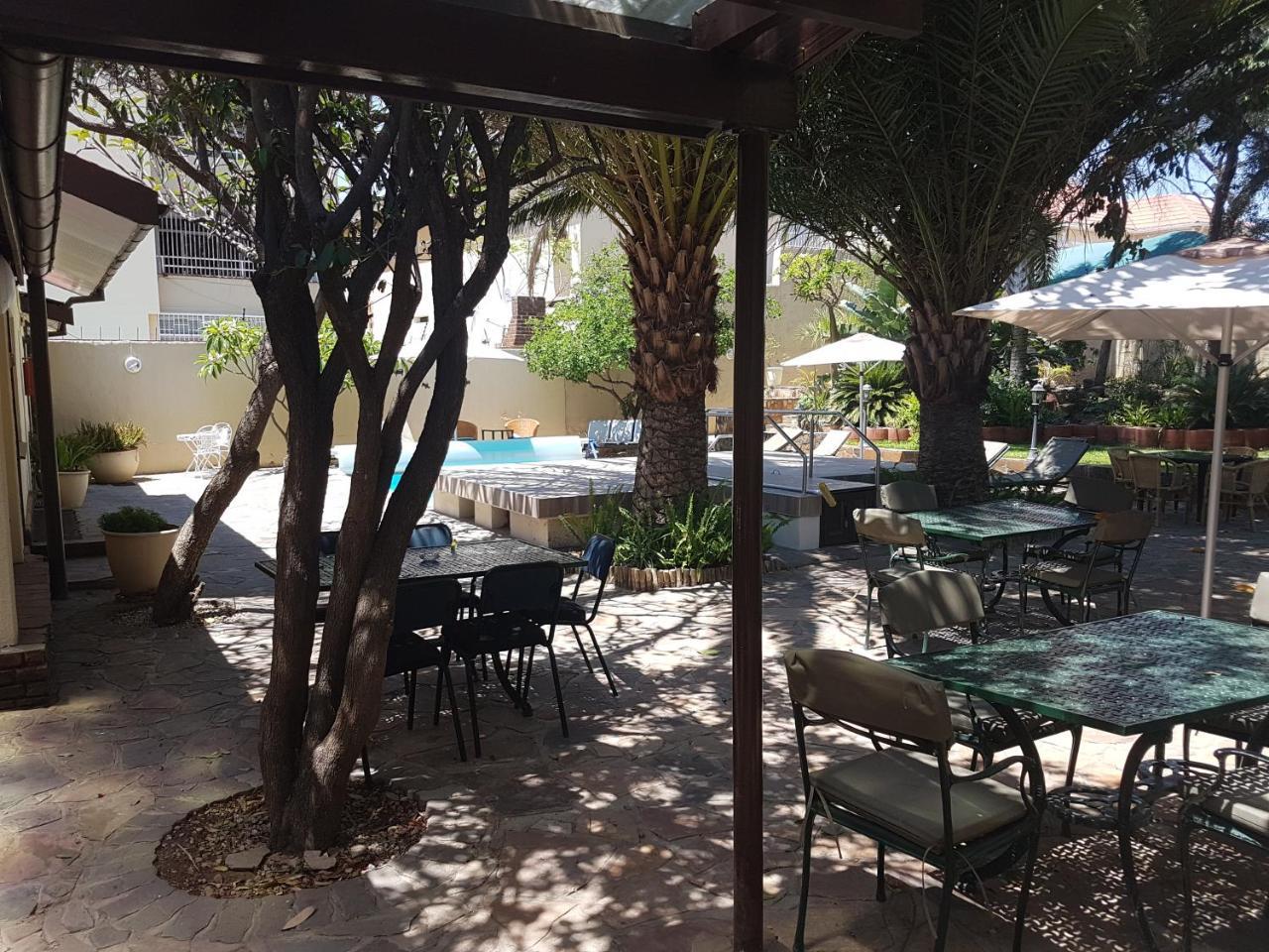 Hotel Pension Steiner Windhoek Exterior photo